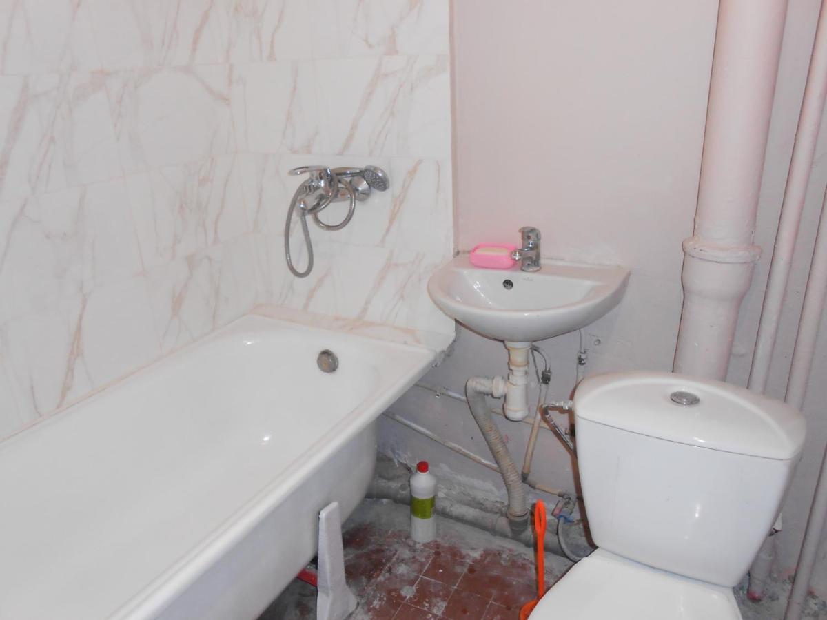 Проспект Героев Сталинграда 19 А Apartman Kijev Kültér fotó